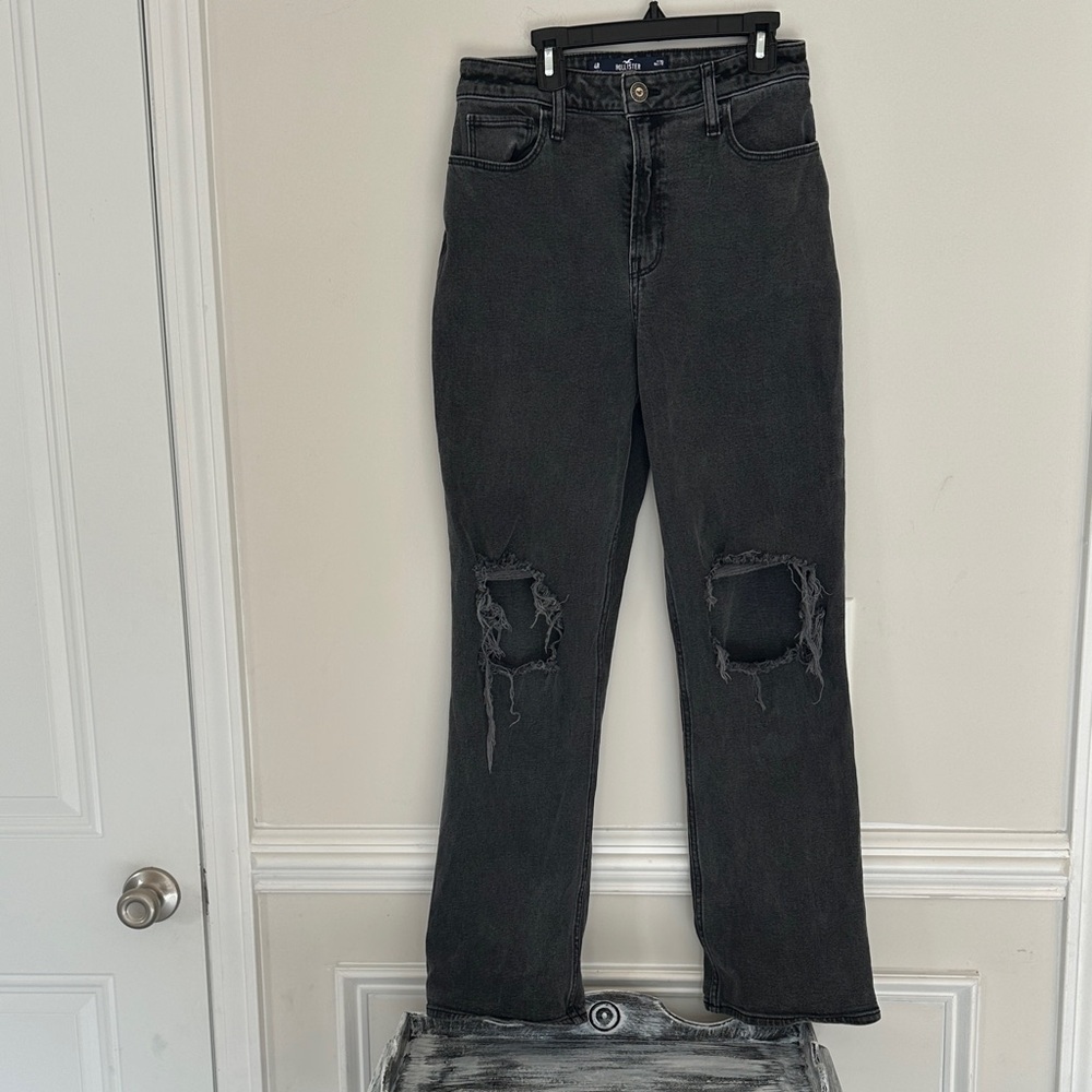 Hollister Ultra High-Rise Dad Jean Vintage Stretch Women’s size 4